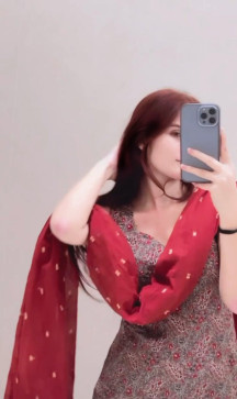 Snow, 24, India