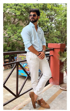 Abhishek Sen, 18, India