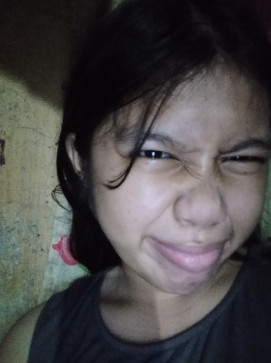 Lyn, 18, Philippines