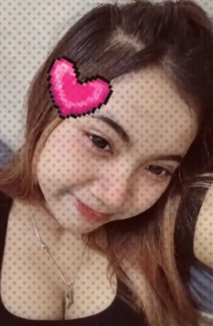 Chichi Mei, 22, Indonesia