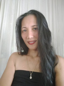 Desi Samante, 47, Philippines