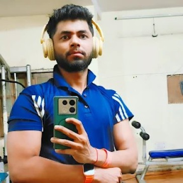 Micky Messi, 25, India