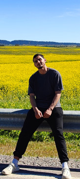 Makh Am, 18, Algeria