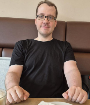 Jan Koumlhler, 36, Germany