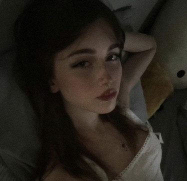 Fatima Albayati, 18, Iraq