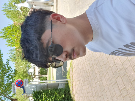 Ar Byl, 18, Turkey