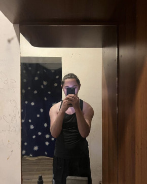 Alex, 25, United States