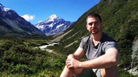 James, 34, United Kingdom