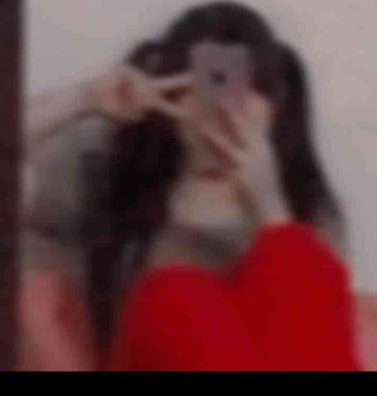 Kaee De, 18, Philippines