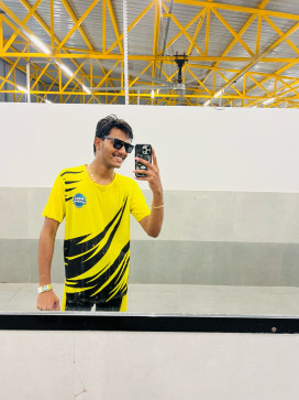 Yuvraj Singh Chawda, 21, India
