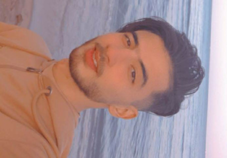 Naim, 25, Algeria