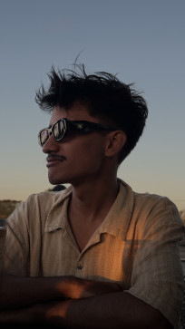 Andrew, 21, Australia