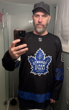 MikeDee74, 50, Canada