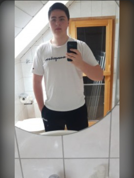 Lukass, 20, Germany