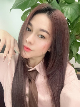 Elizabeth, 38, Canada