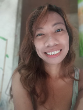 Nhang, 31, Philippines