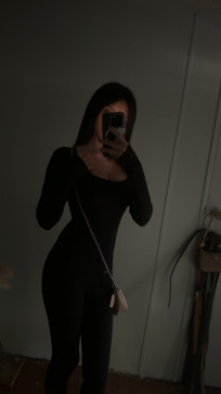 Maria, 18, United States