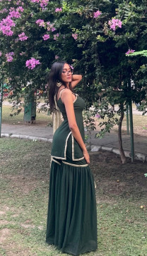 Eshana, 18, India