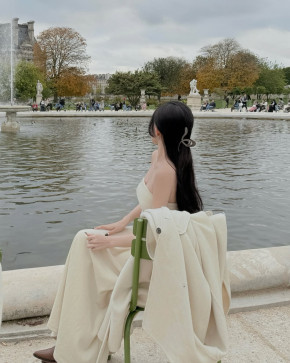 Anya Miller, 28, United Kingdom