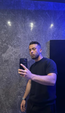 Enzo Kanax, 24, Germany