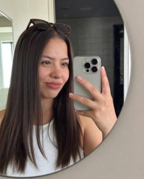 Kassandra B, 22, Greece