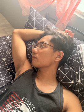 Ara, 28, Philippines