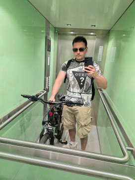 Bojan, 35, Germany