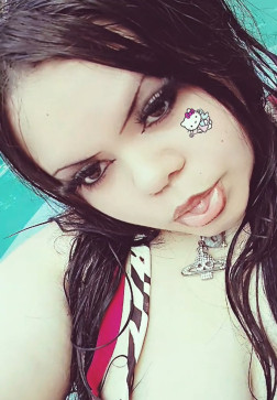 Kaykay, 18, United States
