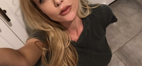 Alexi, 22, Australia