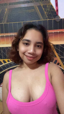Shang, 24, Philippines