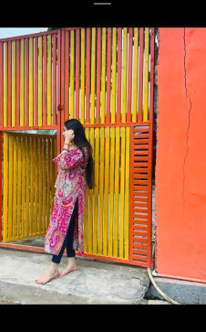 Shivani, 22, India