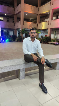 Haseeb Nawaz, 19, Pakistan