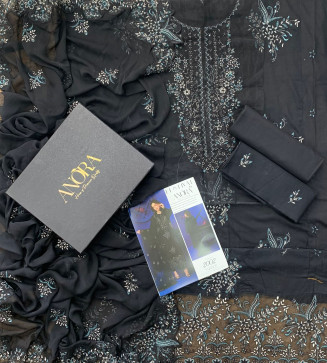 Zishan, 30, Pakistan