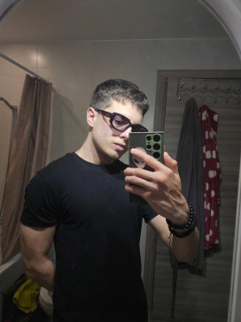 Guy, 18, Algeria