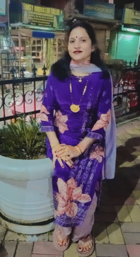 Simran, 30, India