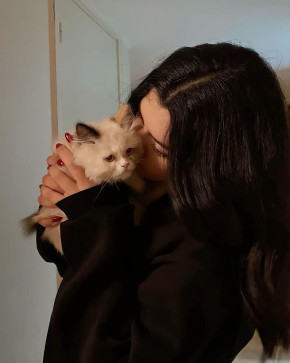 Badlikebarbie, 22, Canada