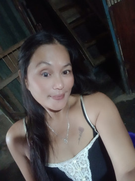 Neneliet Sandoval, 44, Philippines