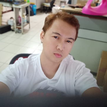 Alvin Cruz, 35, Philippines