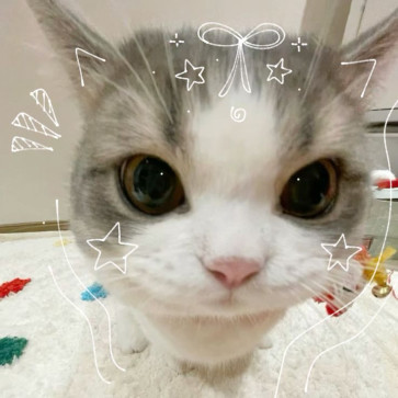 Eya, 19, Philippines