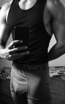 MALLU Boy, 21, India