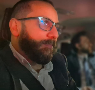 Armen-ian, 36, Jordan