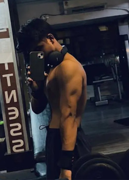 Amaan Shaikh, 98, India