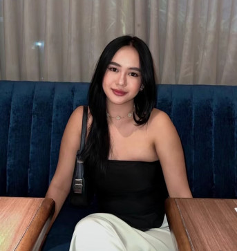 Filipina, 23, Philippines