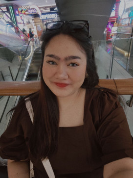 Diona, 30, Indonesia