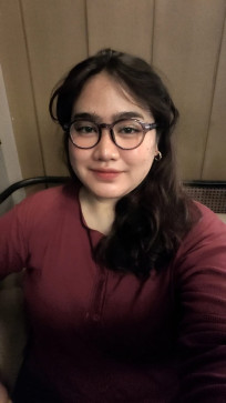 Diona, 30, Indonesia