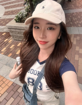 Heidi Hoiyi, 20, Malaysia