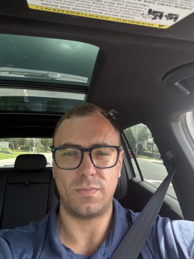 Alex, 27, Canada