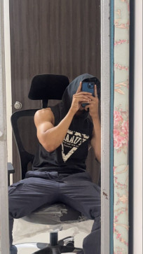 Avi, 23, India