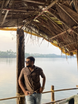 Max M, 25, India