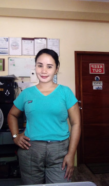 Mahal, 48, Philippines